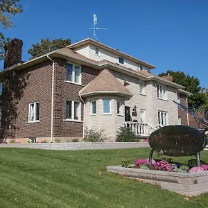 Butterfly Manor **** Niagara-Fälle